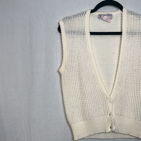 cream knitted vest with , in great condition - Picture 3 of 10